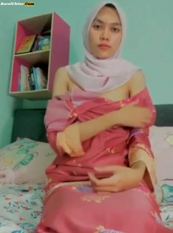 ABG Jilbab Masih polos Bogel