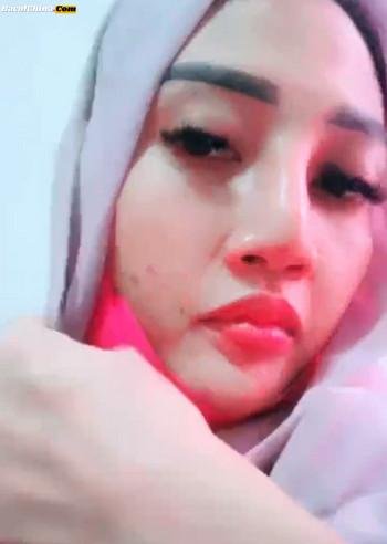 Tante Hijaber Live Show